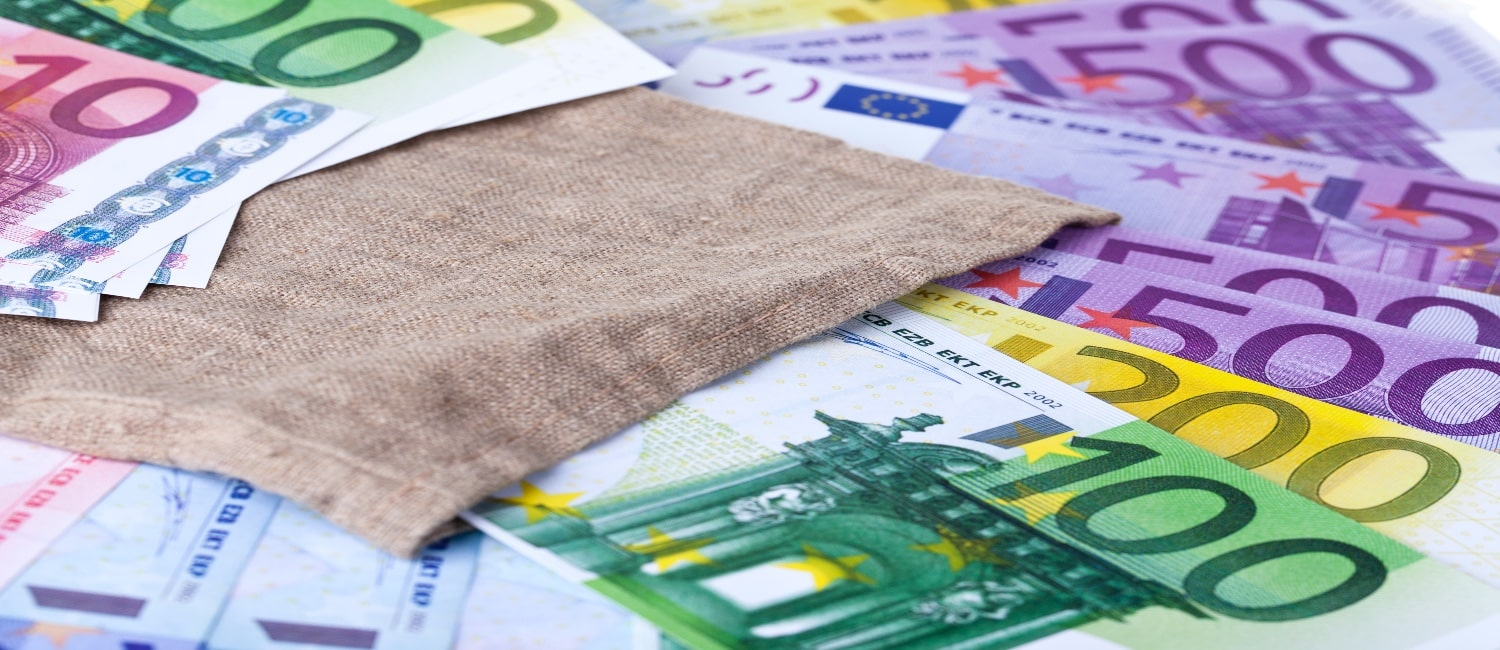 Digital Euro: Features, Opportunities & Risks