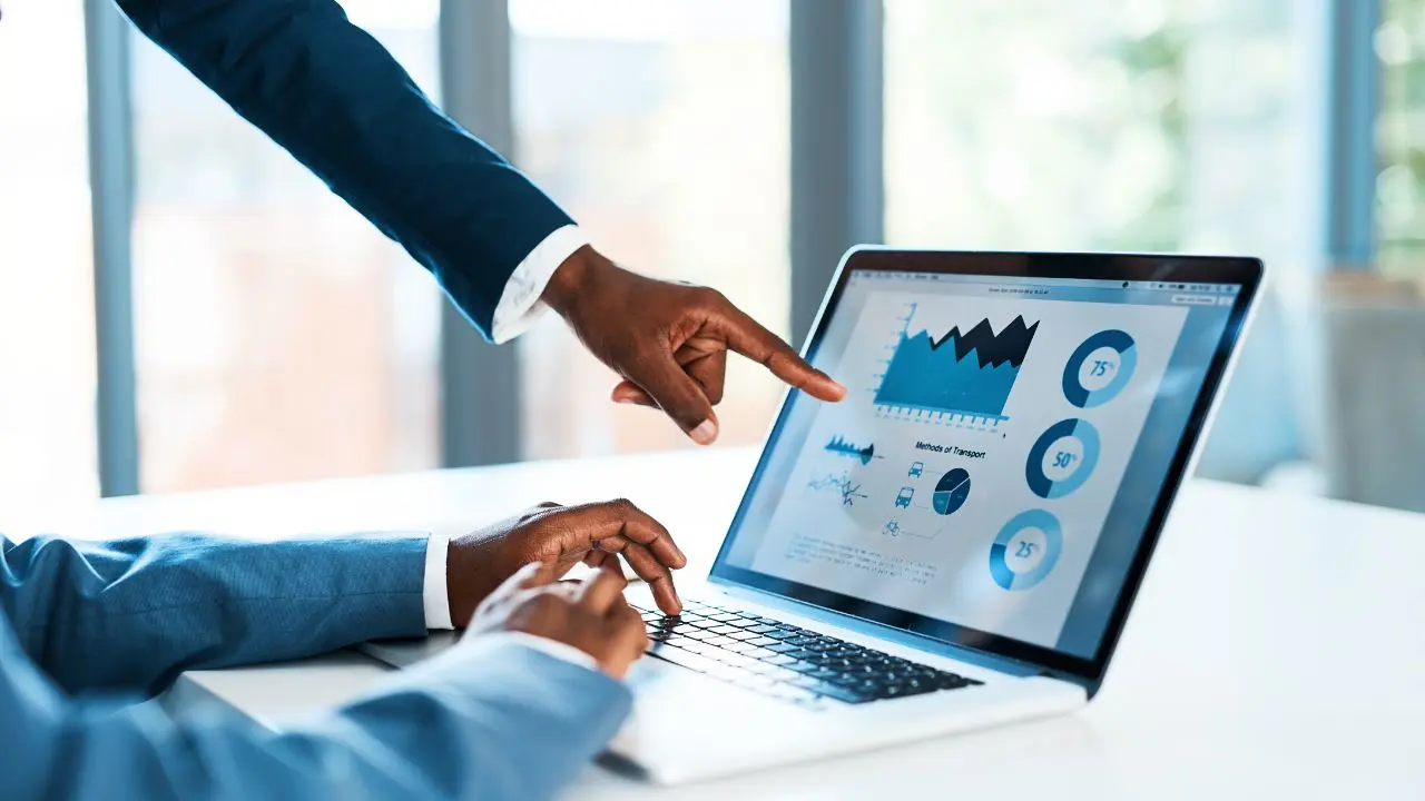 11 Best AML Software to Trust in 2025: Features & Pricing